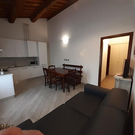 Agriturismo Conca Verde سْكانديتْشي الغرفة الصورة